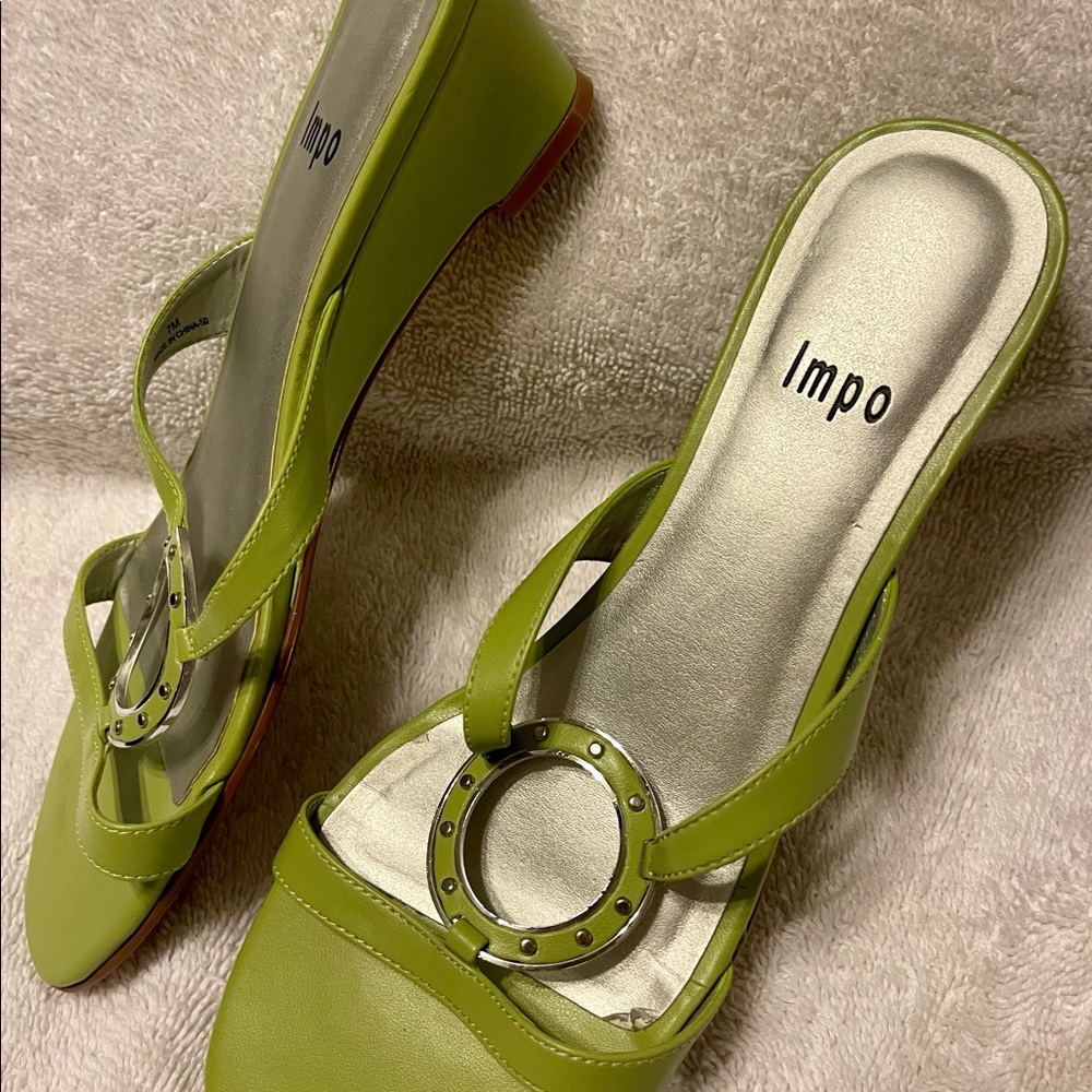 Impo Shoes -Size 7 1/2 - Hard to Find Color - Sage Green